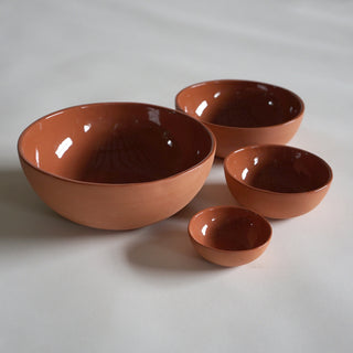 4 terracotta bowls